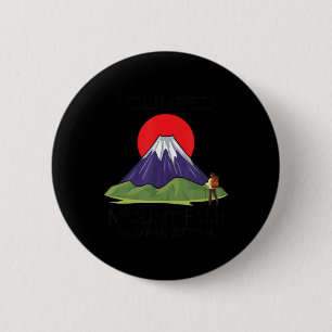Climbing Mount Fuji 6 Cm Round Badge
