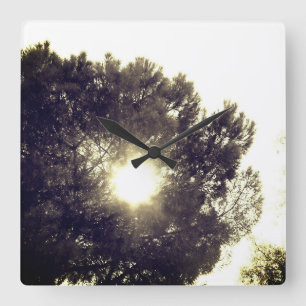 CLOCK ART AND DESIGN 