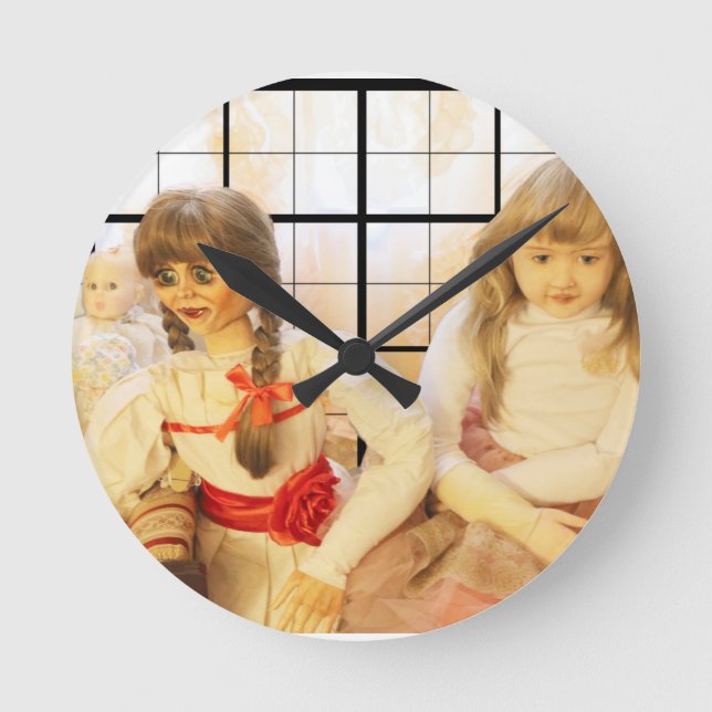 CLOCK OF HAUNTED DOLLS (Front)