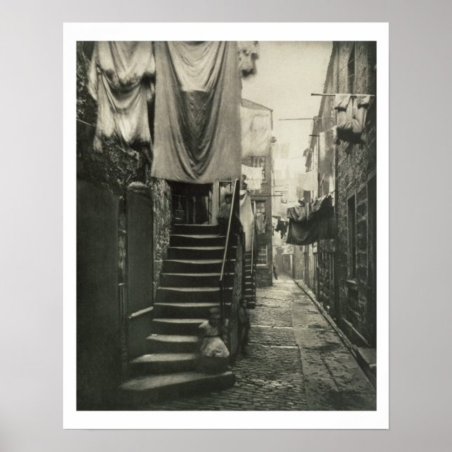 Close no. 193, 17-27 High Street, Glasgow, from 'O Poster (Front)