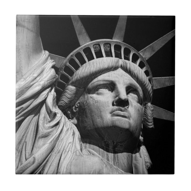 Close-up Black White Statue of Liberty New York Tile (Front)
