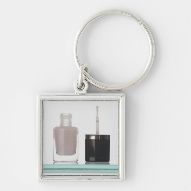 Close-up of a bottle of nail polish key ring (Front)