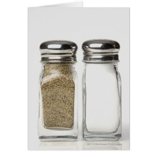 Close-up of a salt and a pepper shaker (Front)