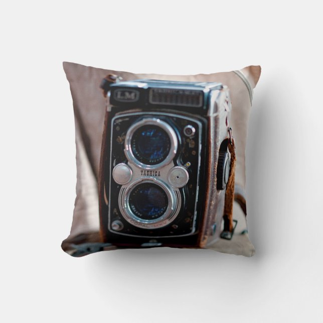 Close-up of an antique camera cushion (Front)