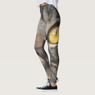 Close-up of Cat with Yellow Eyes Leggings