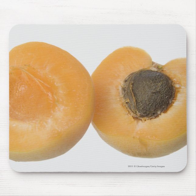 Close-up of cross section of an plum mouse pad (Front)