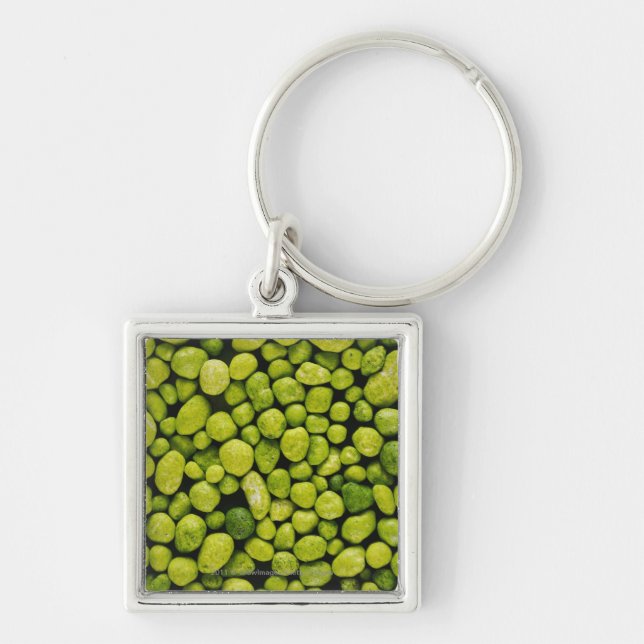 Close-up of green pebbles key ring (Front)