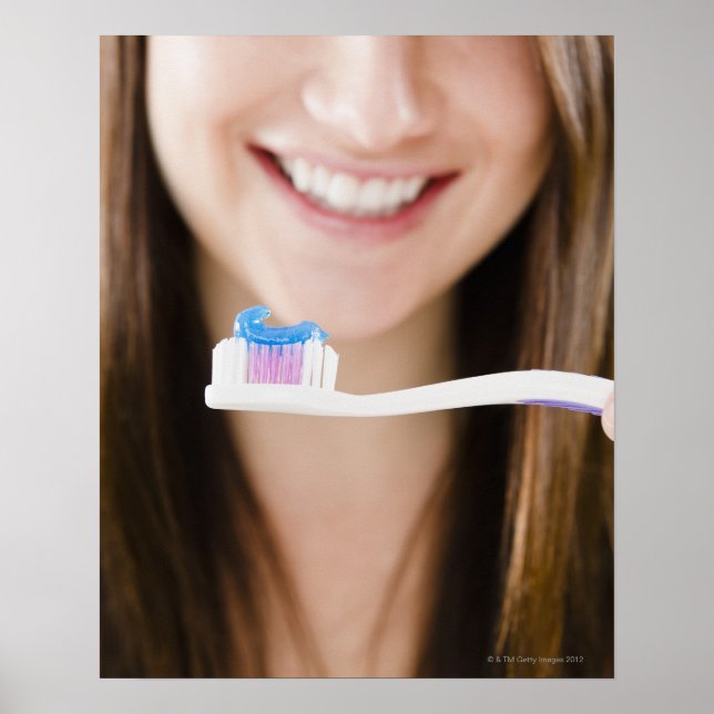 Close-up of smiling young woman holding poster (Front)