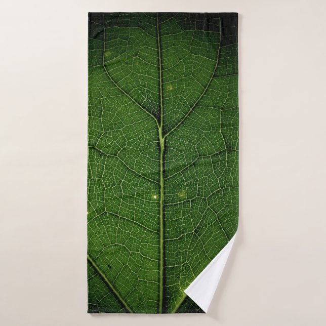 Close up photo of leaf bath towel (Bath Towel)