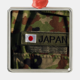 Close-up view 2 metal tree decoration