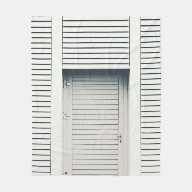 CLOSED LOUVER DOOR FLEECE BLANKET (Front)
