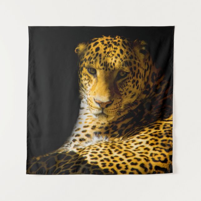 CLOSEUP PHOTO OF LEOPARD TAPESTRY (Front)