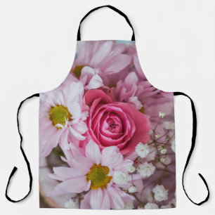 CLOSEUP PHOTOGRAPHY OF PINK ROSE APRON