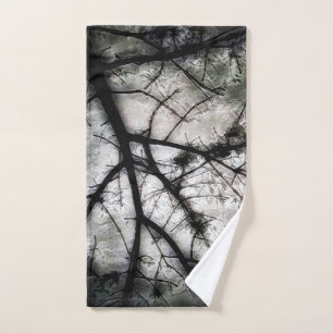 Closing In Hand Towel