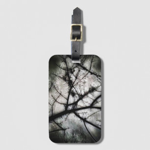 Closing In Luggage Tag