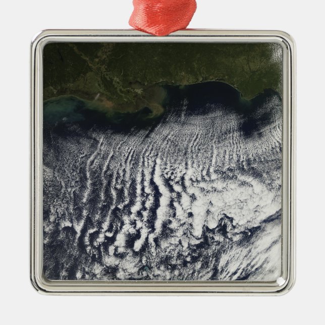 Cloud streets are visible metal tree decoration (Front)