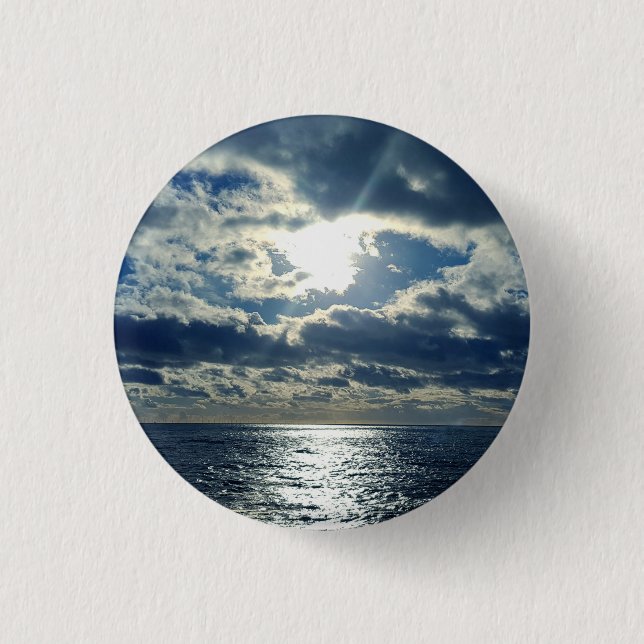Cloudy Sky at Brighton Seafront 3 Cm Round Badge (Front)