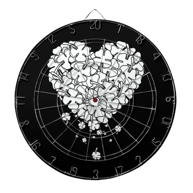 Clover Heart   Dartboard (Front)