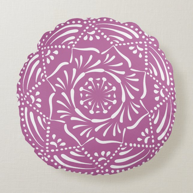 Clover Mandala Round Cushion (Front)