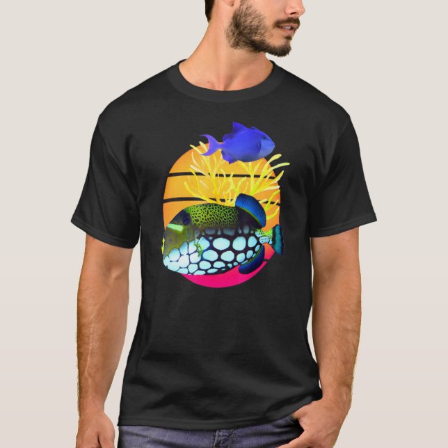 Clown Trigger Niger Trigger Fish Agressive Saltwat T-Shirt (Front)