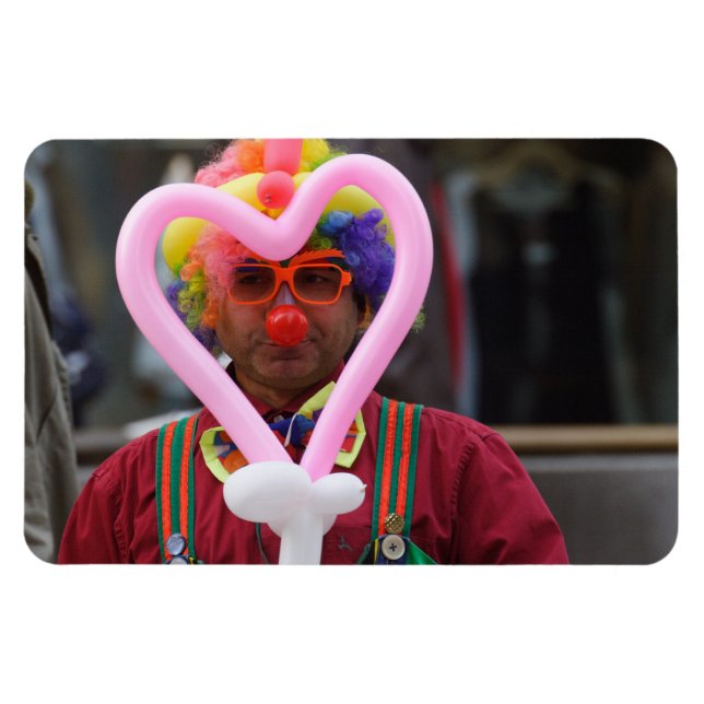 Clown With Pink Heart Magnet (Horizontal)