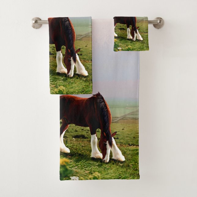 Clydesdale Castle Bath Towel Set (Insitu)