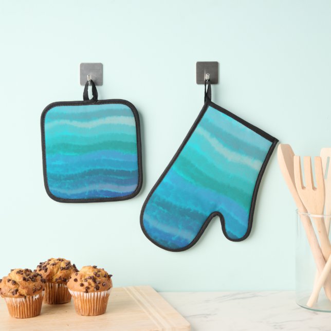 Coastal Beach Salty Waves On Turquoise  Oven Mitt & Pot Holder Set (Insitu(Hanging))