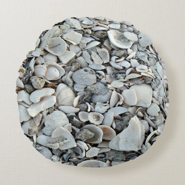 Coastal Shells Round Accent Cushion (Front)