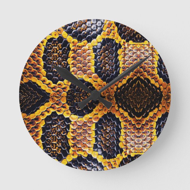 cobra snake skin pattern round clock (Front)