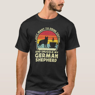 Coffee And German Shepherd Dog Retro GSP Dad Mum T-Shirt