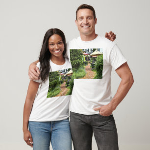 Cold Spring NY - Outdoor Dining on the Patio T-Shirt