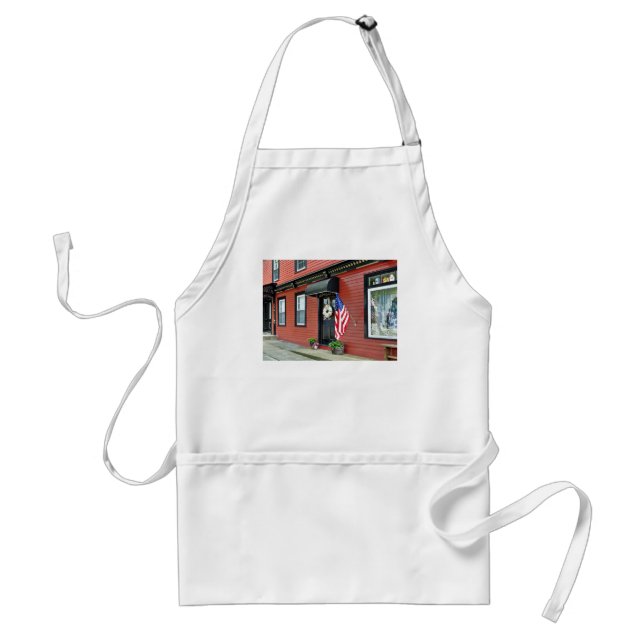 Cold Spring, NY - Street With Red Building Standard Apron (Front)