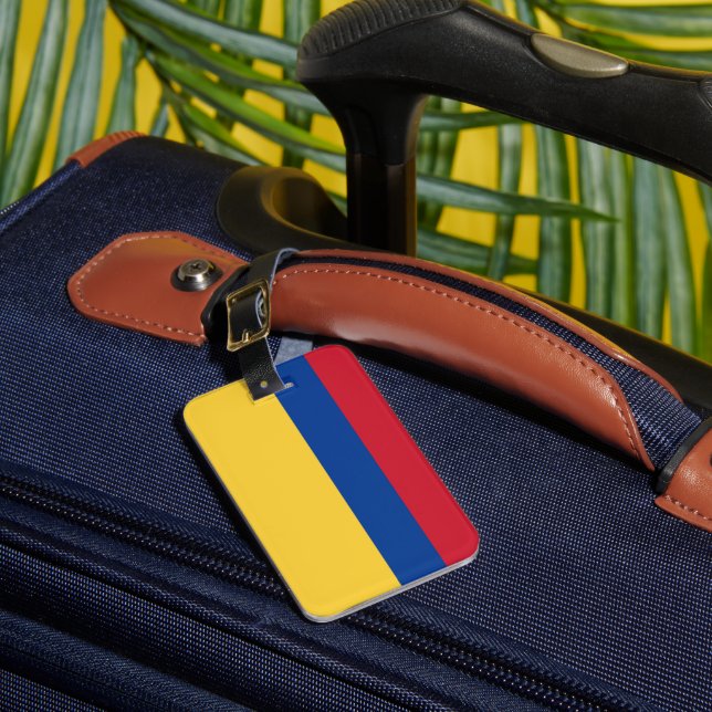 Colombia flag luggage tag (Front Insitu 1)