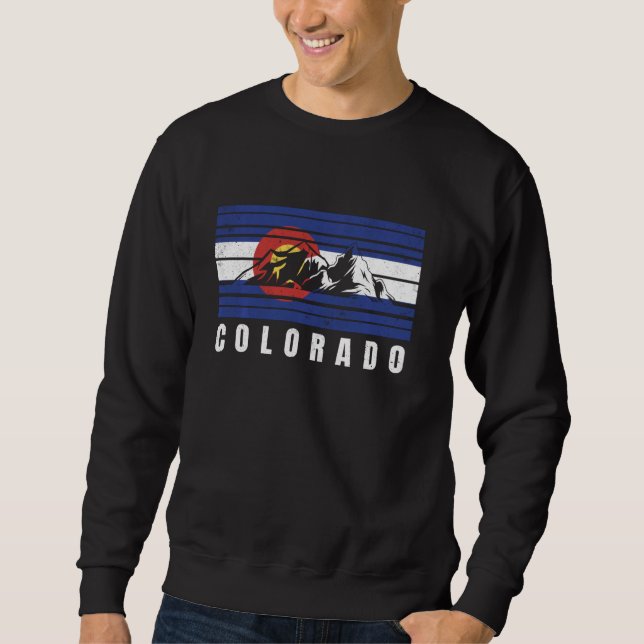 Colorado Flag retro sunset Mountains, outdoors Col Sweatshirt (Front)