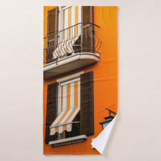 COLORFUL ITALIAN FACADE AND WINDOWS BATH TOWEL