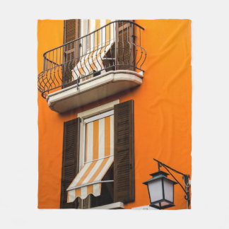 COLORFUL ITALIAN FACADE AND WINDOWS FLEECE BLANKET