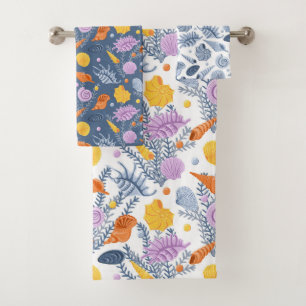Colorfull seashells and algaes bath towel set