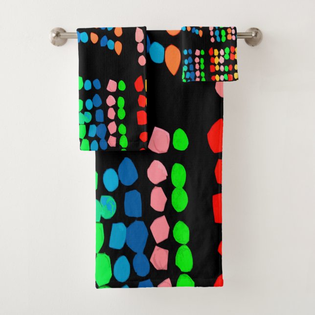 Coloured dots bath towel set (Insitu)