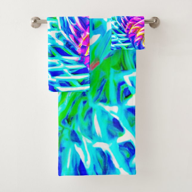 Colourful Abstractions Pattern Bath Towel Set (Insitu)