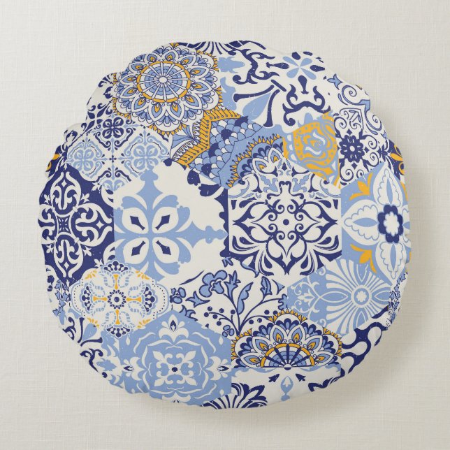 Colourful Azulejos tiles: hand-drawn pattern. Round Cushion (Front)
