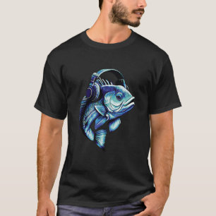 Colourful Bass Fish Realistic Black Bass Animal Lo T-Shirt