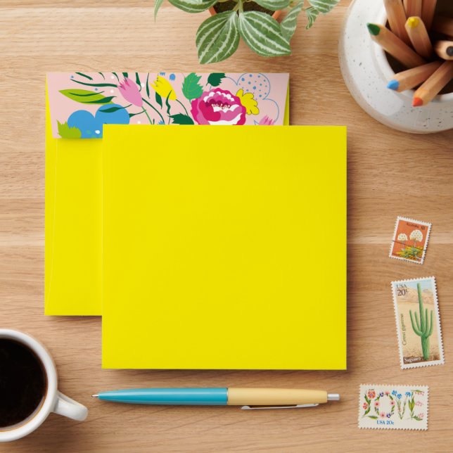 Colourful bouquet. envelope (Desk)