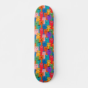 Colourful cats pattern skateboard