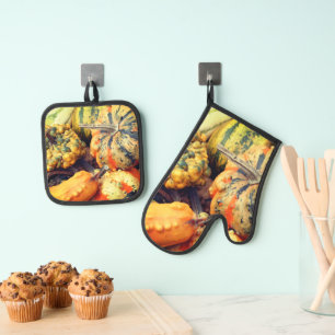 Colourful Fancy Gourds Close Up Oven Mitt & Pot Holder Set