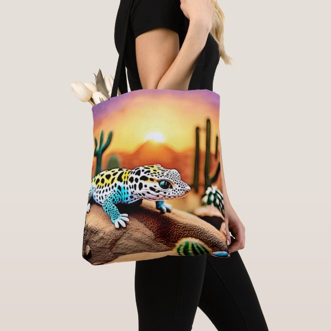 Colourful Gecko Rocks Design Tote Bag (Close Up)