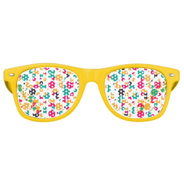 Colourful geometric pattern design retro sunglasses (Front)