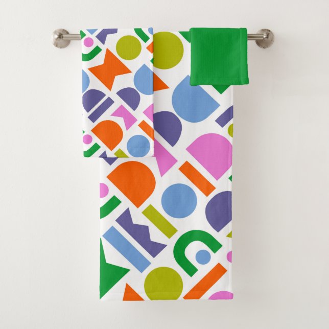 Colourful Geometric Shapes Bath Towel Set (Insitu)