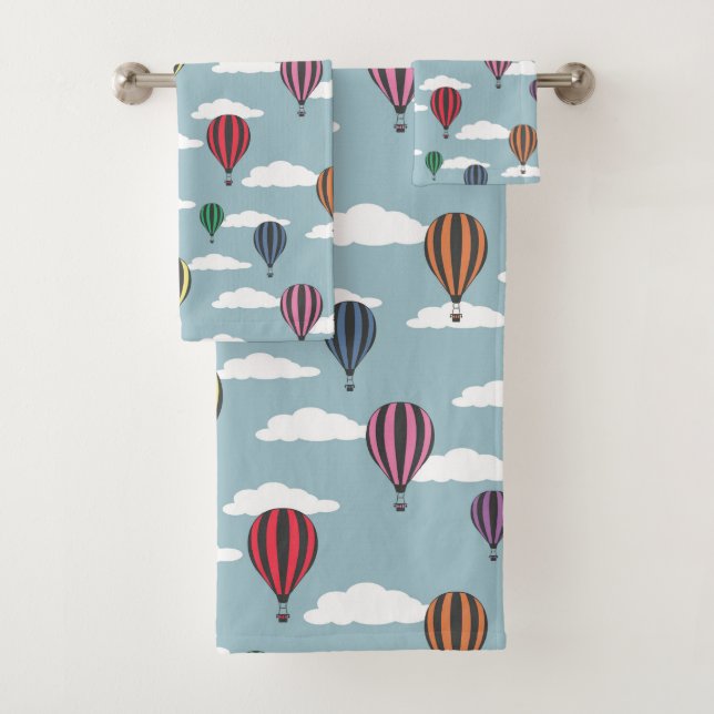 Colourful hot air balloons bath towel set (Insitu)