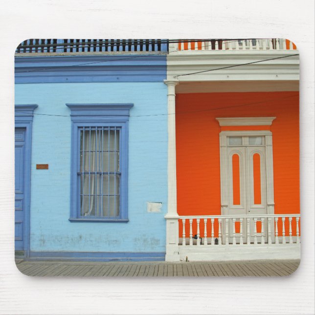 Colourful Iquique street Mouse Pad (Front)