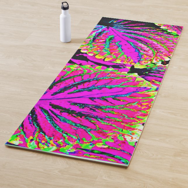 Colourful Leaves Pattern Yoga Mat (In Situ)